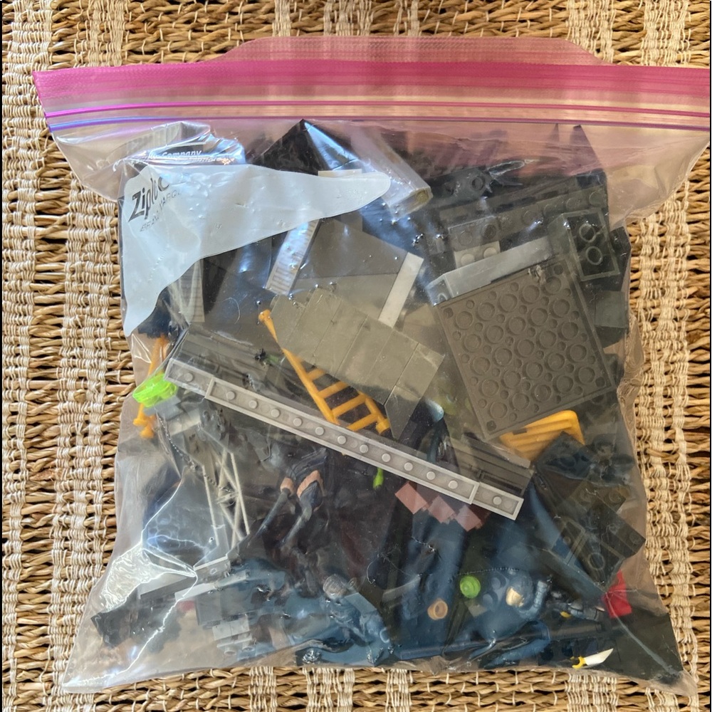 LEGOS